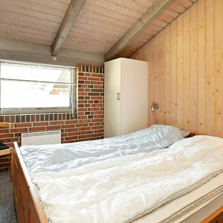 Three-bedroom Holiday In Henne 13 Holiday home *